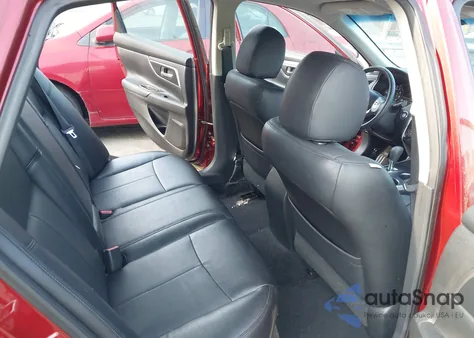 2015 Nissan Altima 2.5 Sv из США, поврежденный, VIN 1N4AL3AP1FC116023